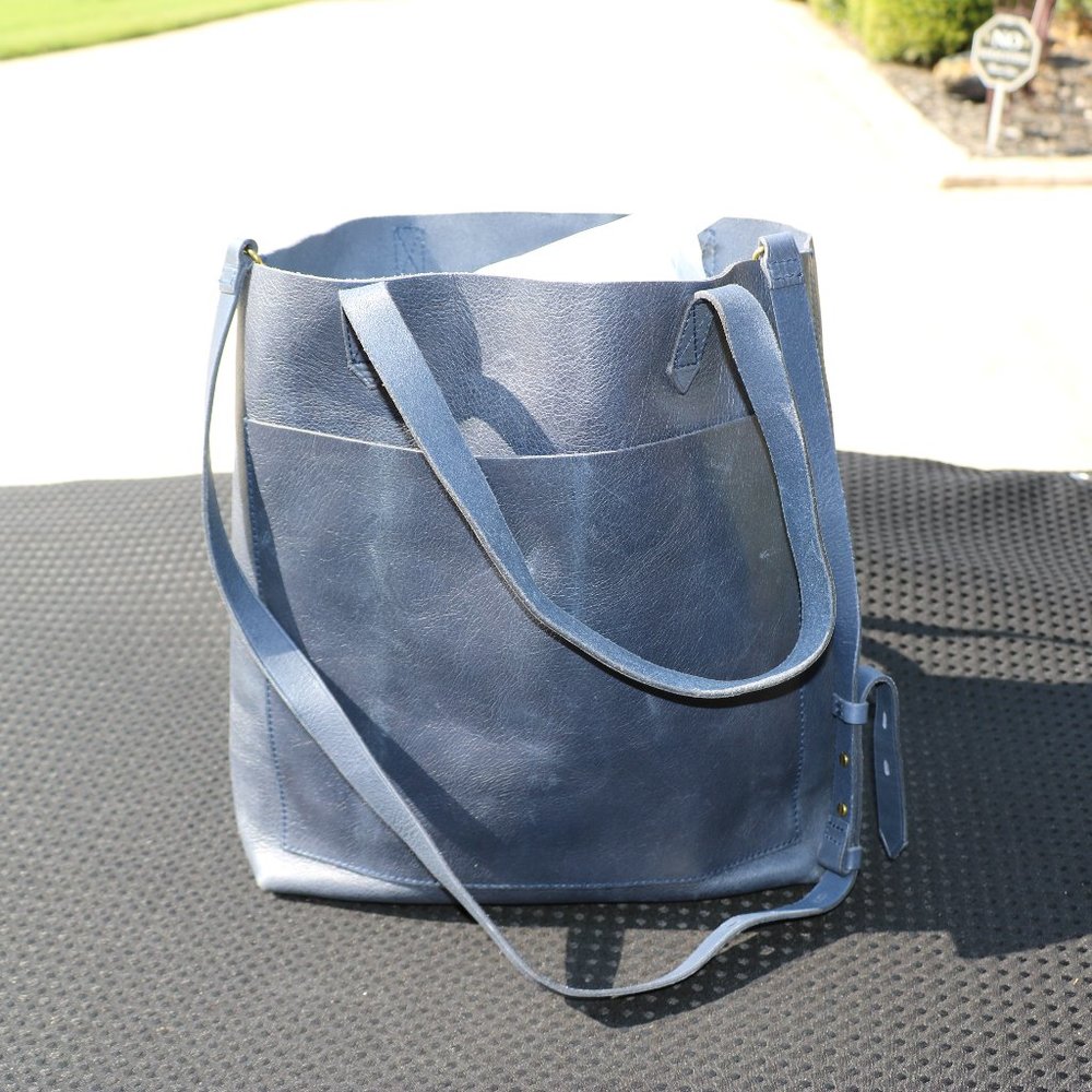 Madewell Medium Transport Tote -BLUE